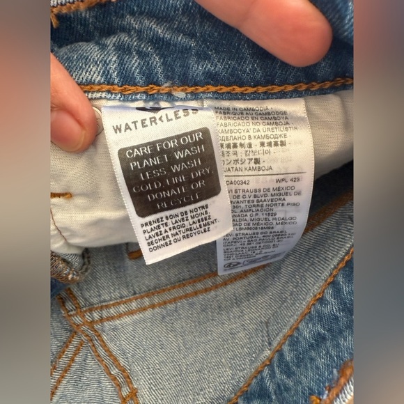 Levi’s 501® WOMENS SHORTS size 27 - Picture 3 of 6